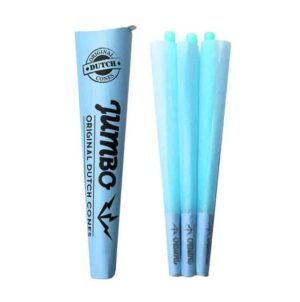 Jumbo Blue King Size Cones, tre lyseblå ferdigrullede koner med Jumbo-logo på hvit bakgrunn