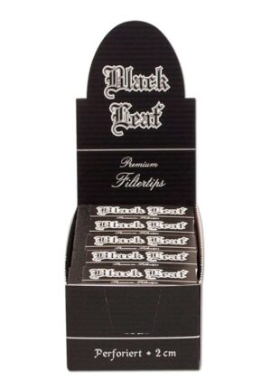 Kartong Black Leaf Premium Filtertips, svart displayeske med perforert 2 cm-tekst og synlige pakker inni