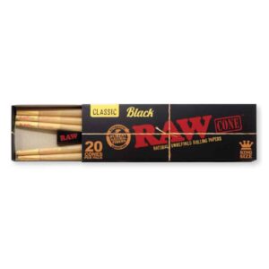 RAW BLACK King Size Cones-pakke med 20 ferdigrullede cones i svart og gull emballasje